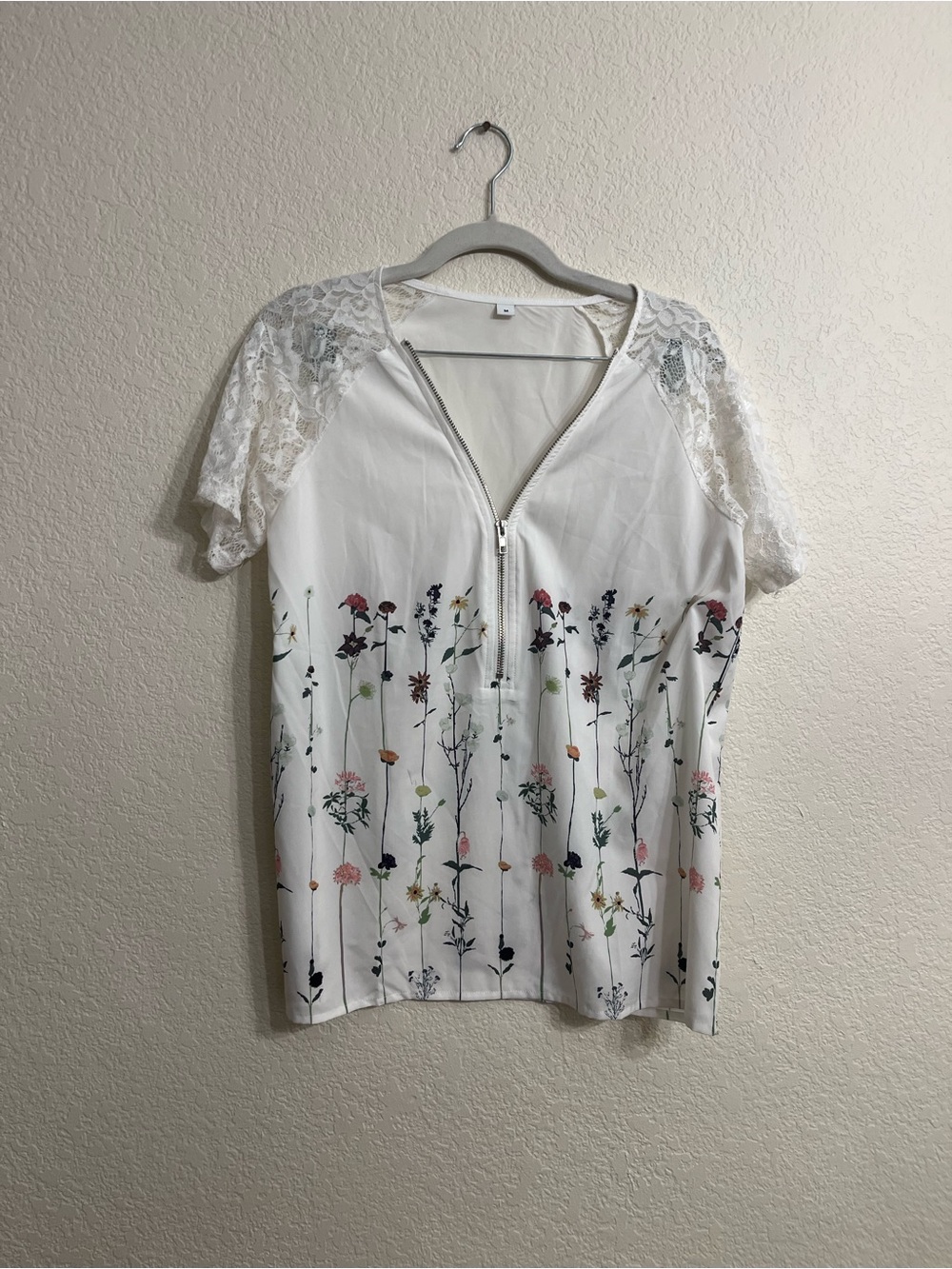 White Floral Zip-Front Blouse with Lace Sleeves